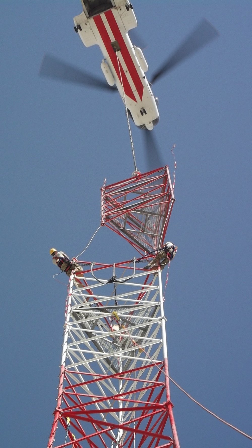 Engineer airmen give radios new reach