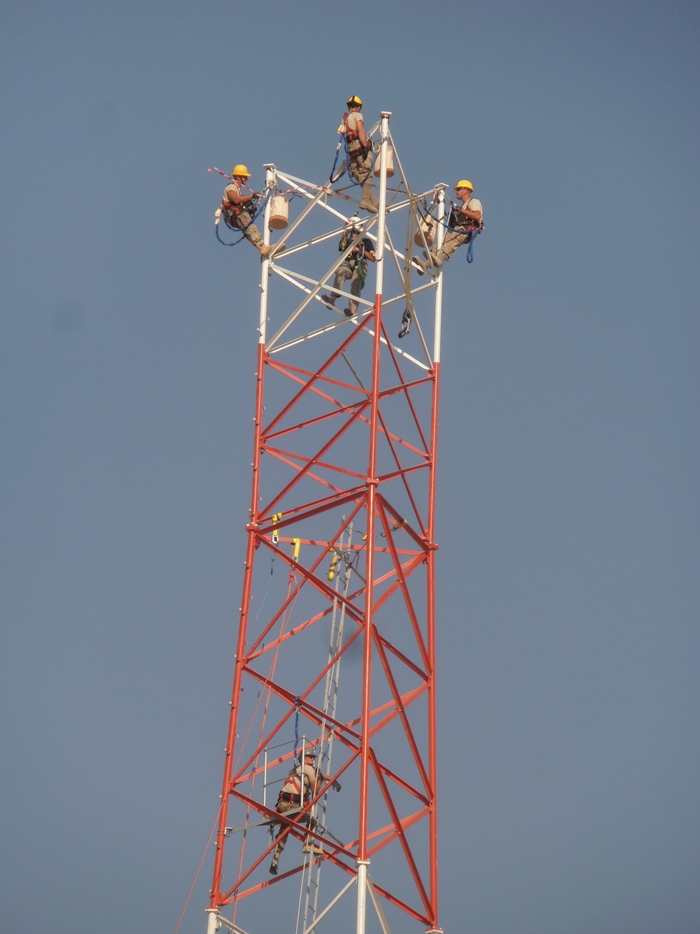 Engineer airmen give radios new reach