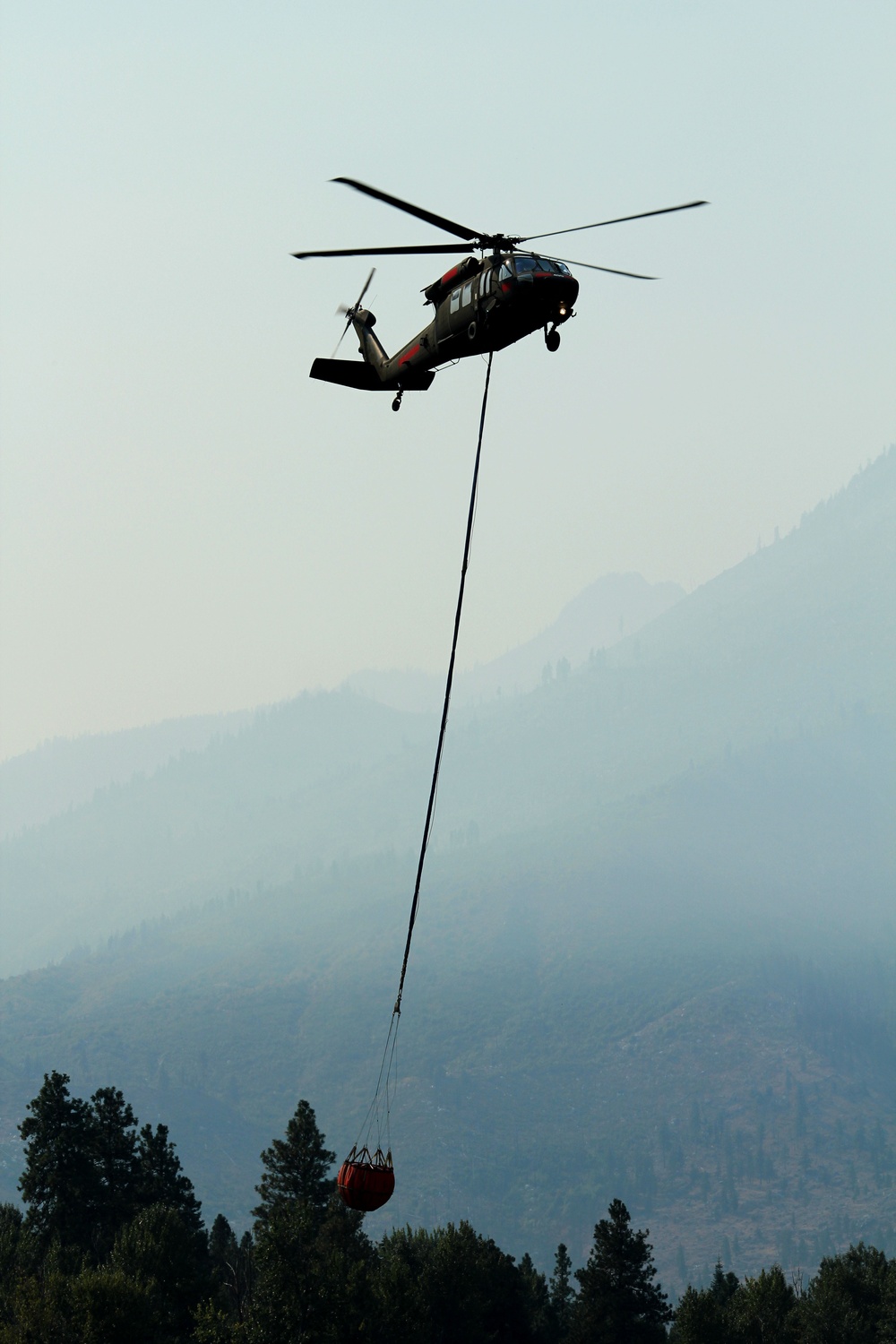 Soldiers battle wildfire