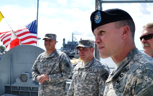 Local recruiting command visit 3rd Port