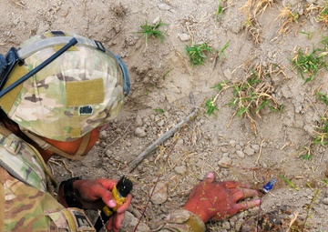 Australian engineers step out into danger