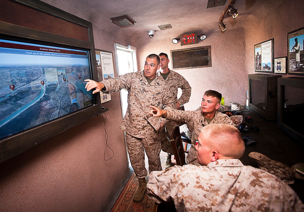 Hawaii Marines employ new interactive bomb trainer, learn to defeat enemy IEDs