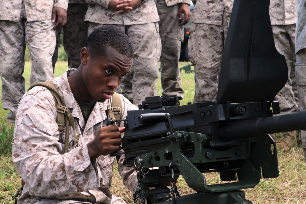 Supply Marines get familiar with grenade launcher