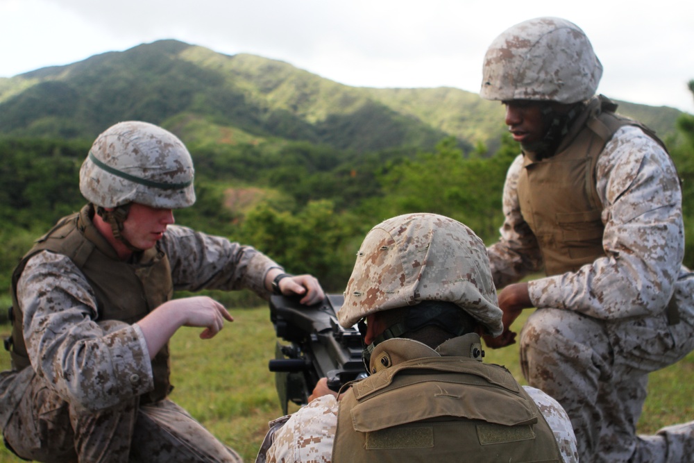 Supply Marines get familiar with grenade launcher