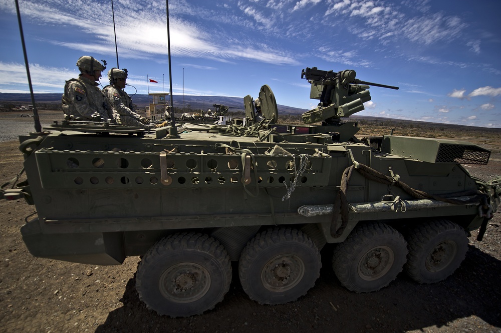 Soldiers from the 1-21 conduct training at Pohakuloa Training Area in Hawaii