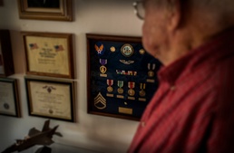 Never forget: World War II airman, POW, shares story of resiliency