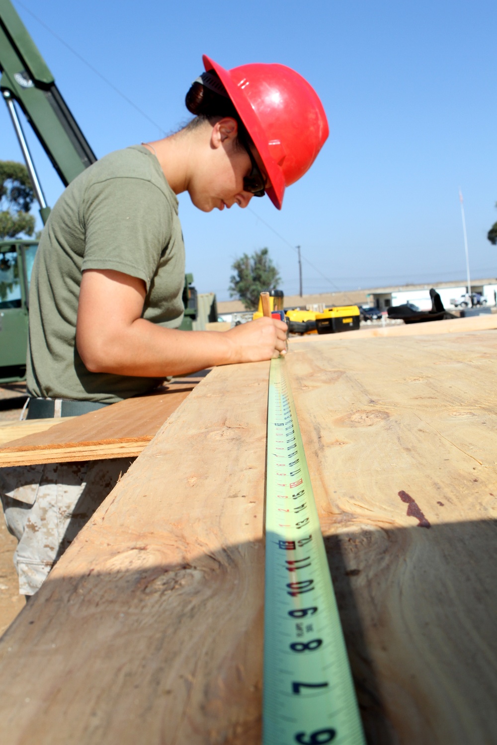 New rappel tower needed: Marine combat engineers roped in to help