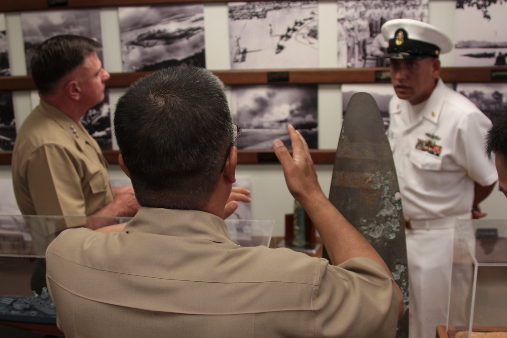 ROK Marine CMC visit to Pearl Harbor