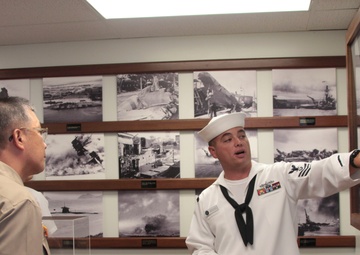 ROK Marine CMC visit to Pearl Harbor