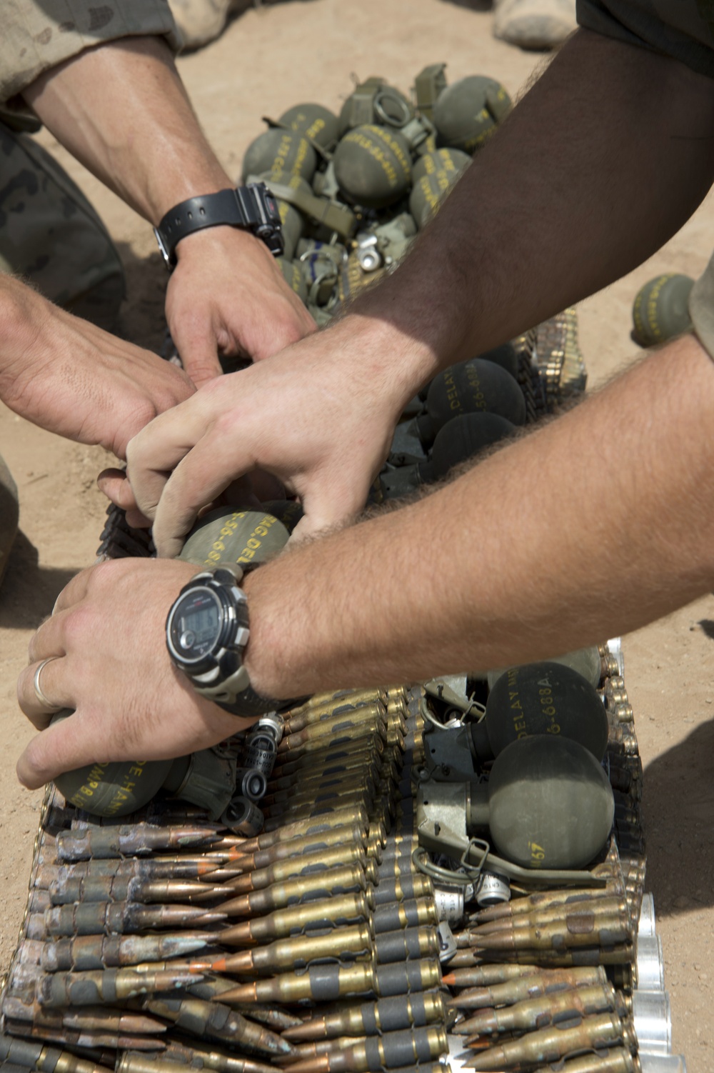 Fire in the hole: Allied EOD technicians team to train