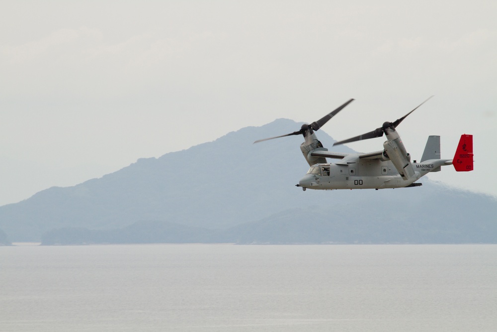 MV-22 Ospreys conduct flights at MCAS Iwakuni