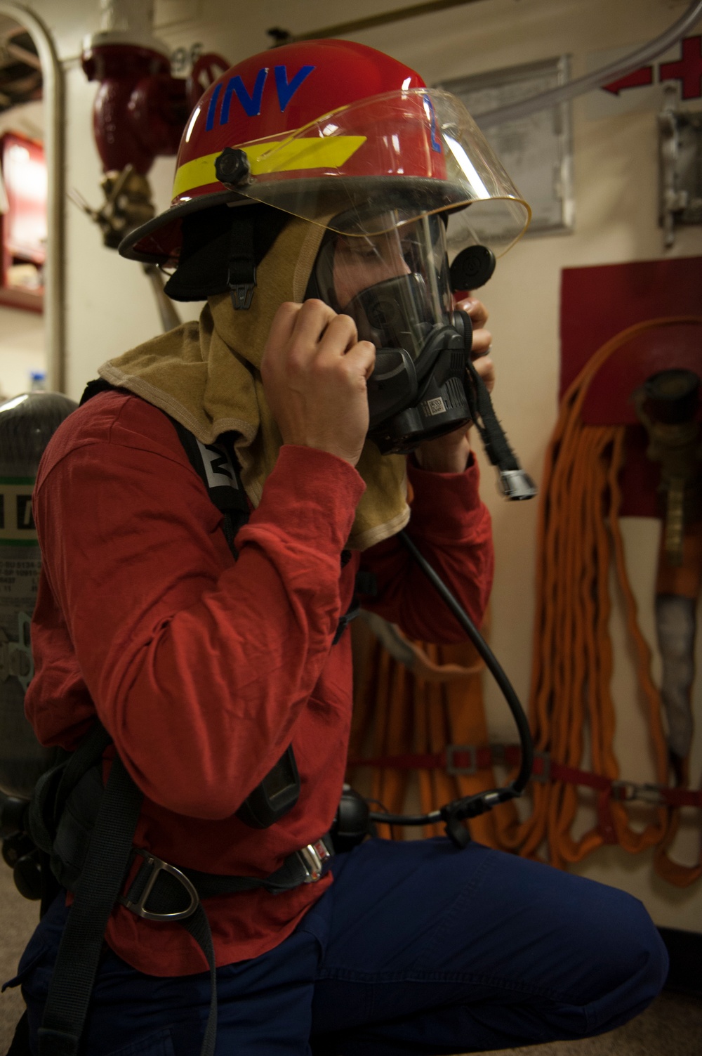 Damage control training aboard Escanaba