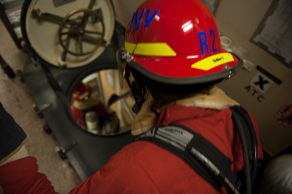 Damage control training aboard Escanaba