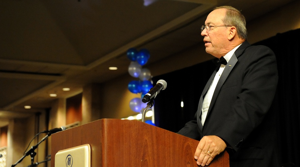 PACAF airmen celebrate 65th anniversary at the Air Force ball