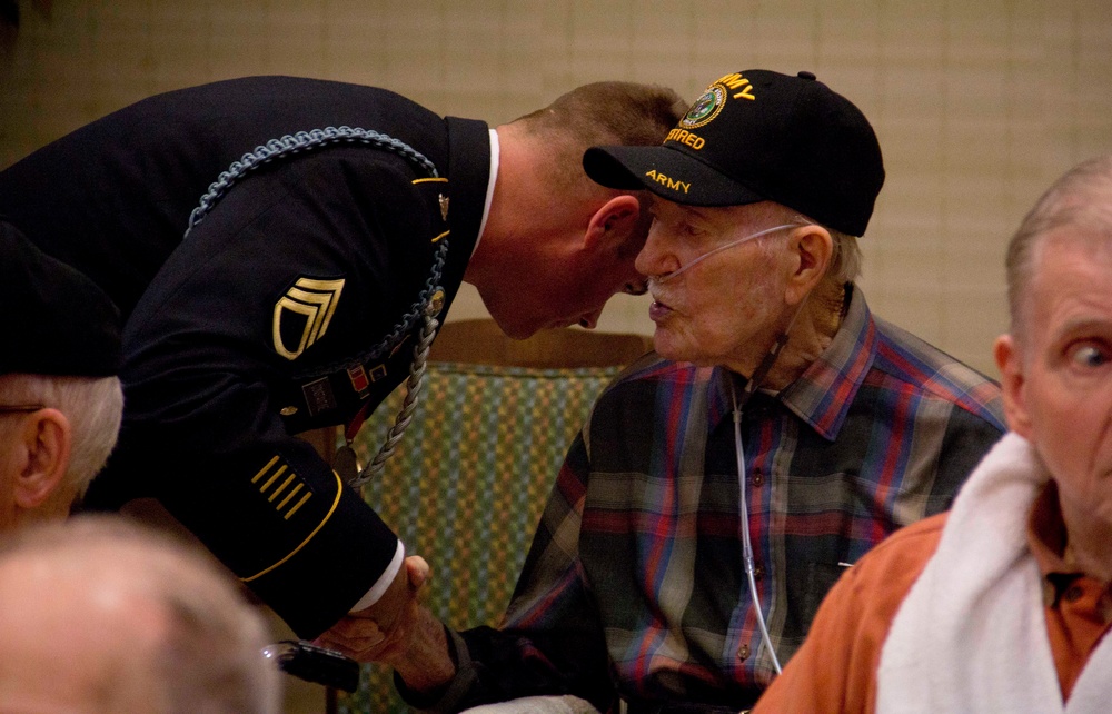 Veterans relive their war days, SAMC listens to the tale