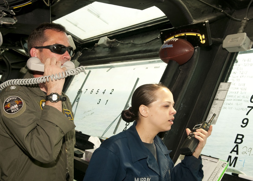 USS Iwo Jima flight control