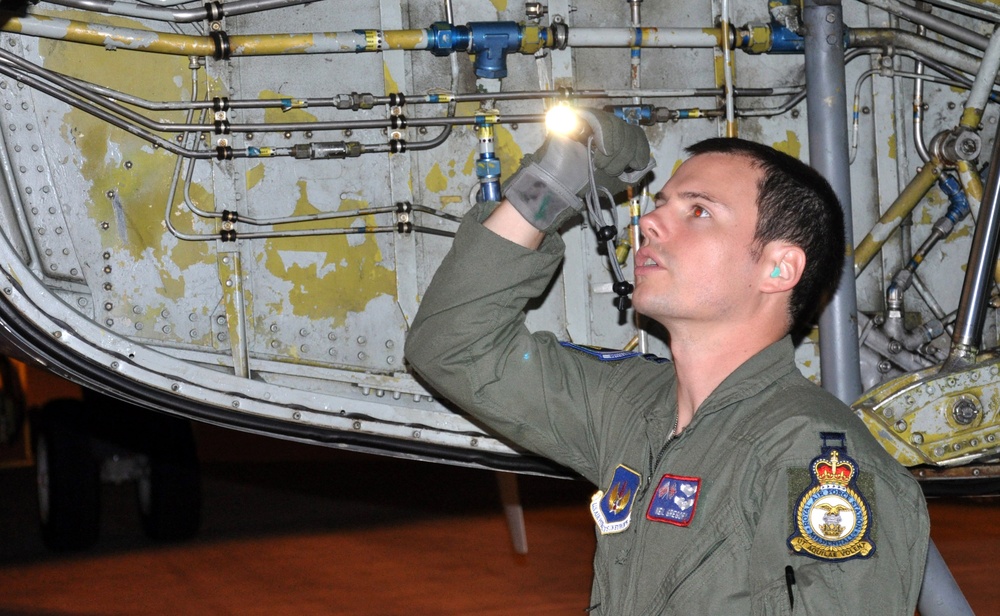 KC-135 crew completes nighttime mission