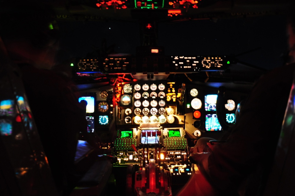 KC-135 crew completes nighttime mission