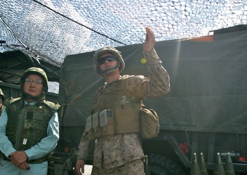 Marine provides cultural insight to training in Fuji