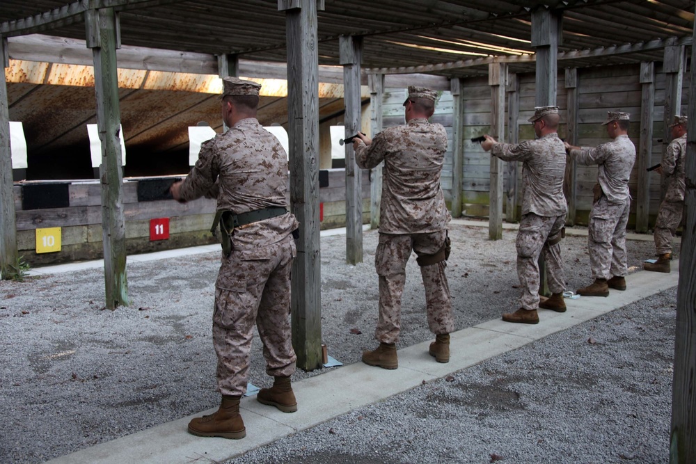 22nd MEU qualifies on the pistol range