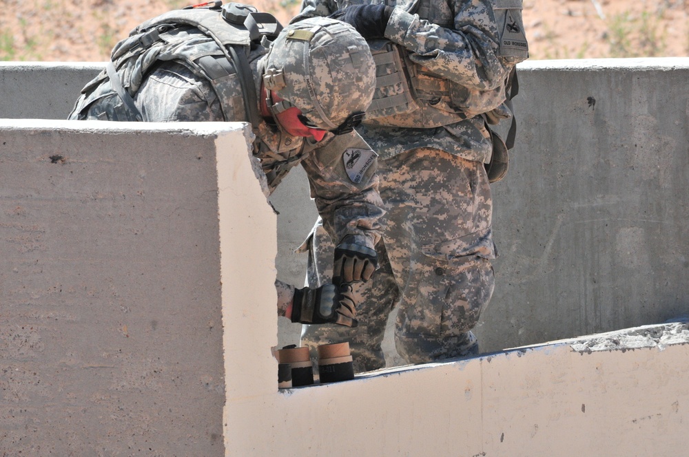 2-1 STB soldiers demonstrate proficiency at grenade range