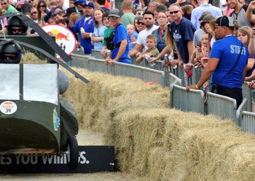 Aviation soldiers turn helicopter into car