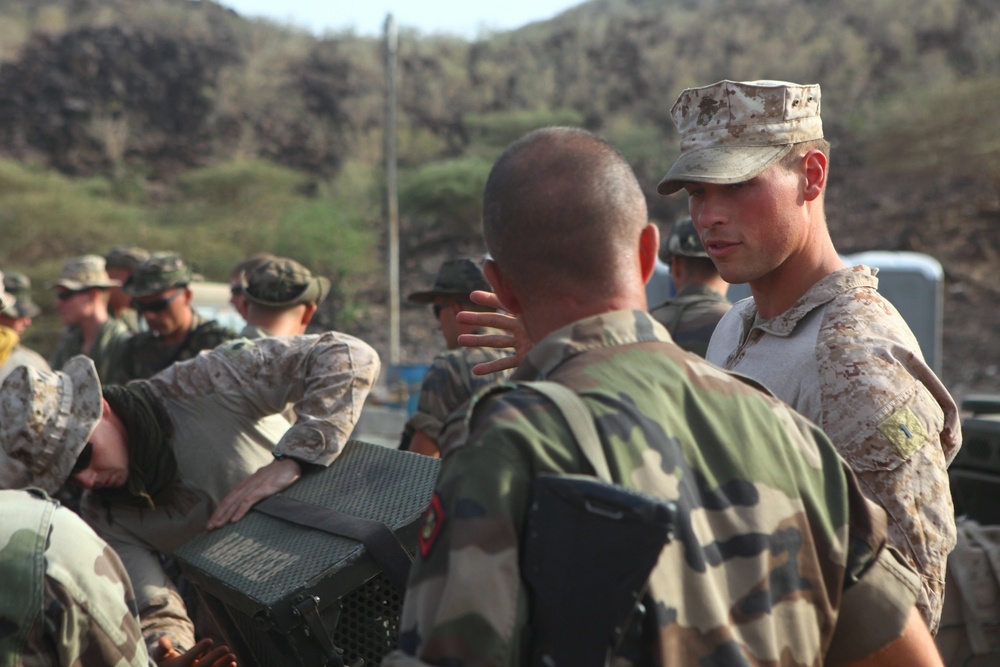 US Marines employ new mortar system with French in Djibouti