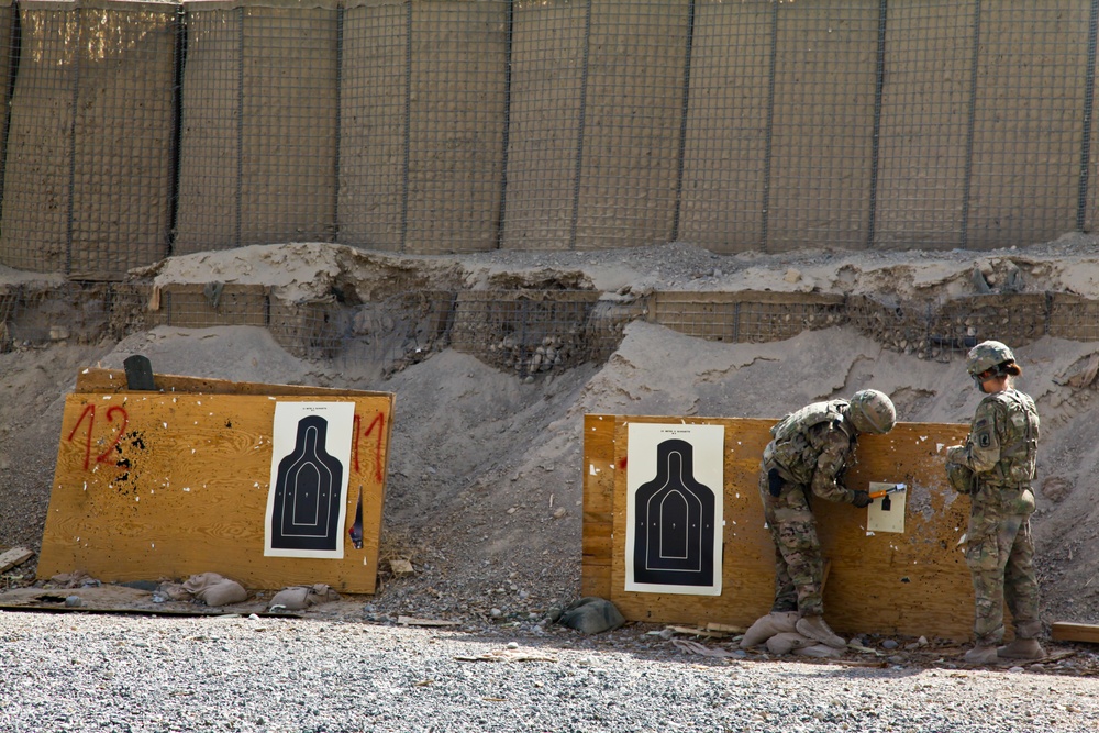 Soldiers qualify during FOB Shank range exercise