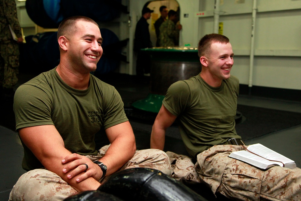 Darkhorse disciples bring expeditionary Marines, sailors together