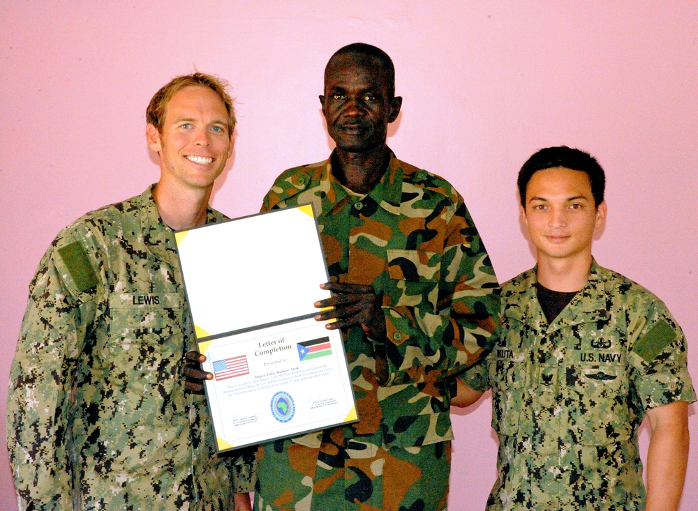 US, South Sudan service members partner during courses