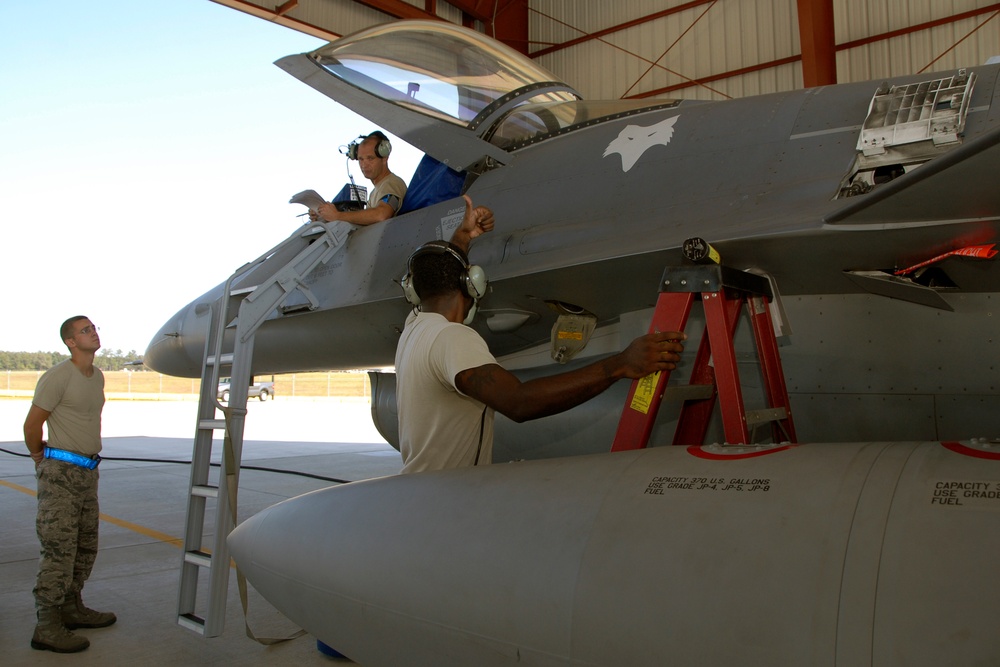 169th Fighter Wing receives an AFOA ACA inspection from 1AF/AFNORTH
