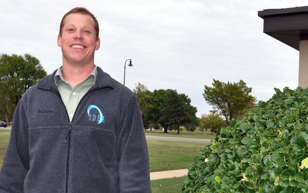 McConnell reservist saves fellow airman