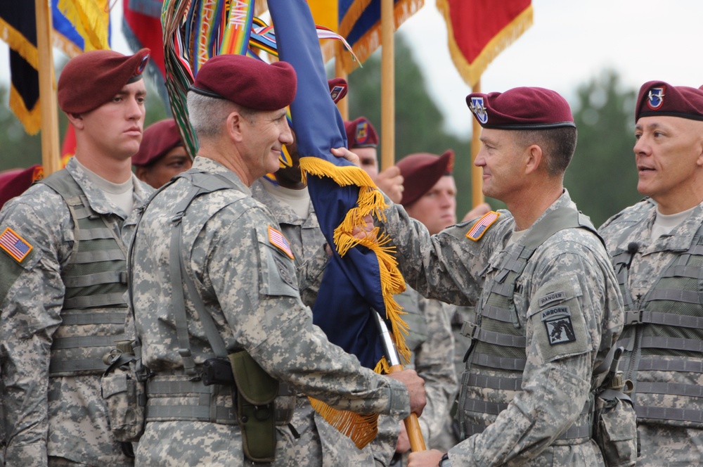 82nd Airborne Division changes command, responsibility