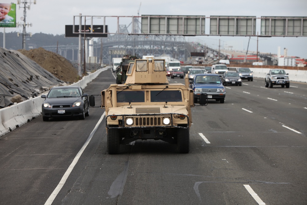 13th MEU Marines convoy through San Francisco