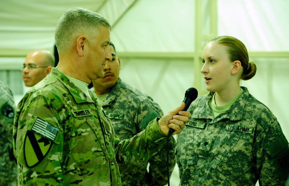 Sergeant Major of the Army visits Sledgehammer Brigade
