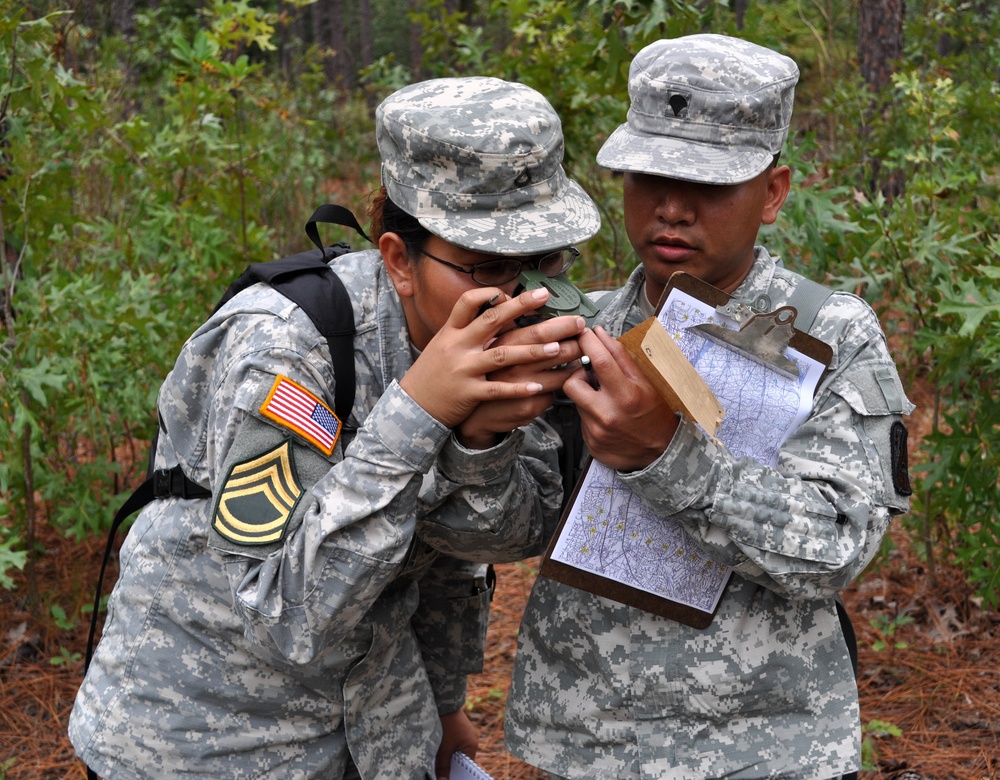 Junior soldiers learn land navigation