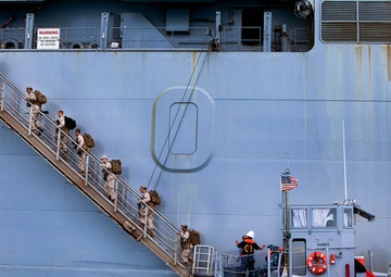 CLR-17, T-AKE-1 test mission, logistical capabilities