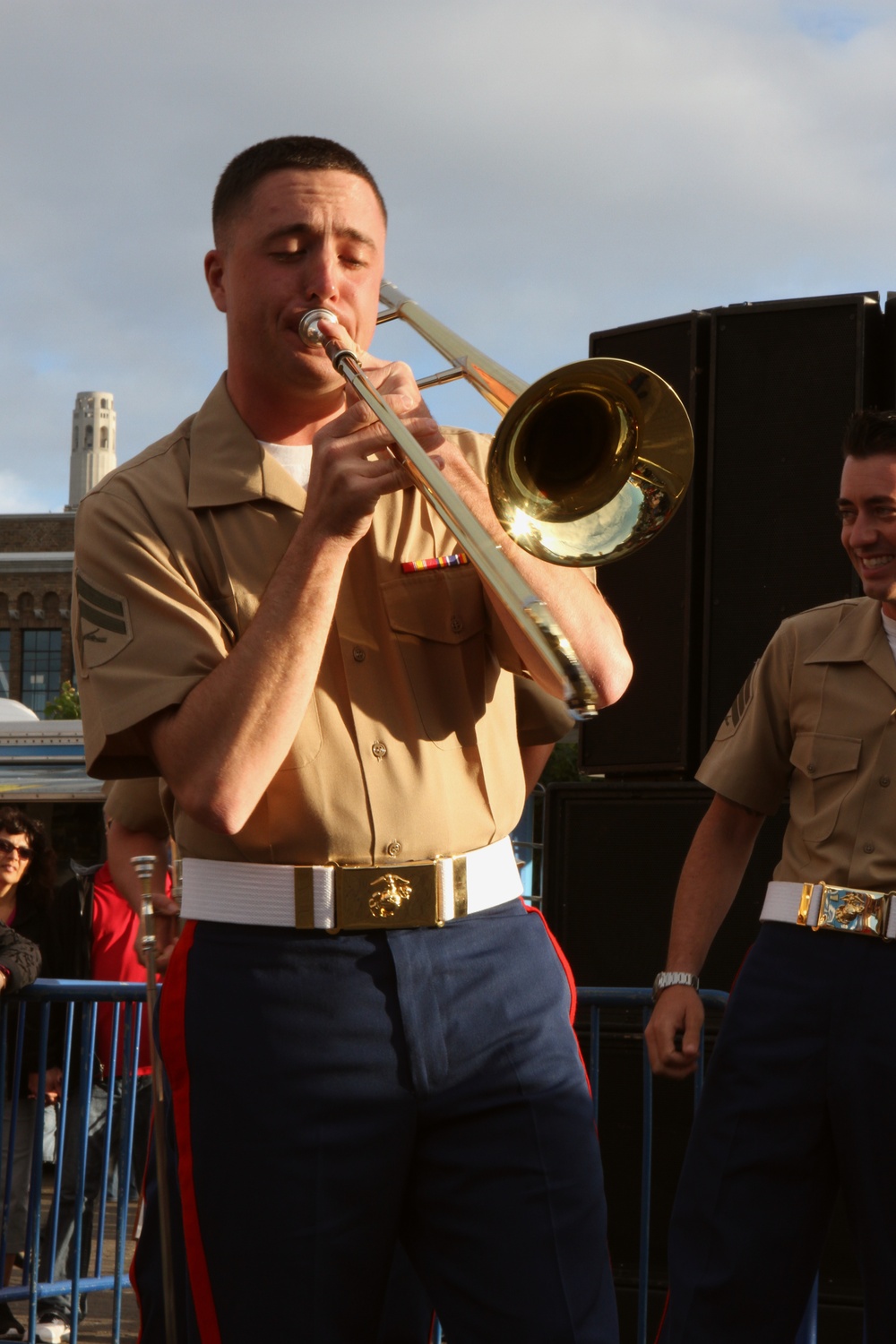 1st Marine Division Band performs at Pier 39