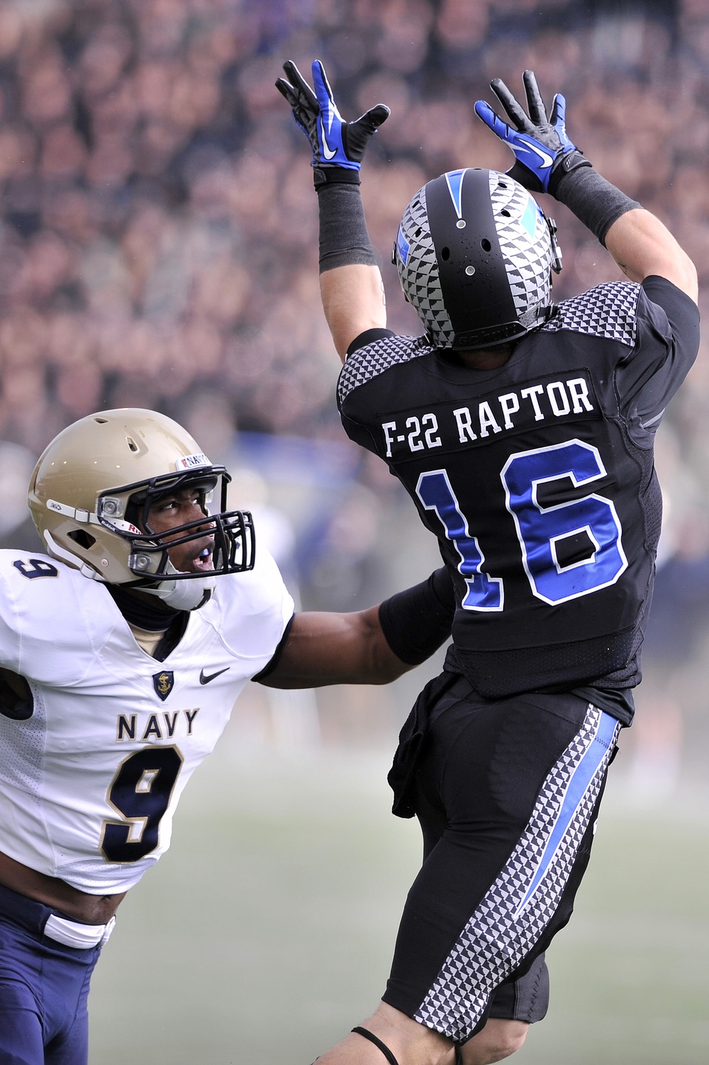 DVIDS Images Air Force vs. Navy football [Image 7 of 21]