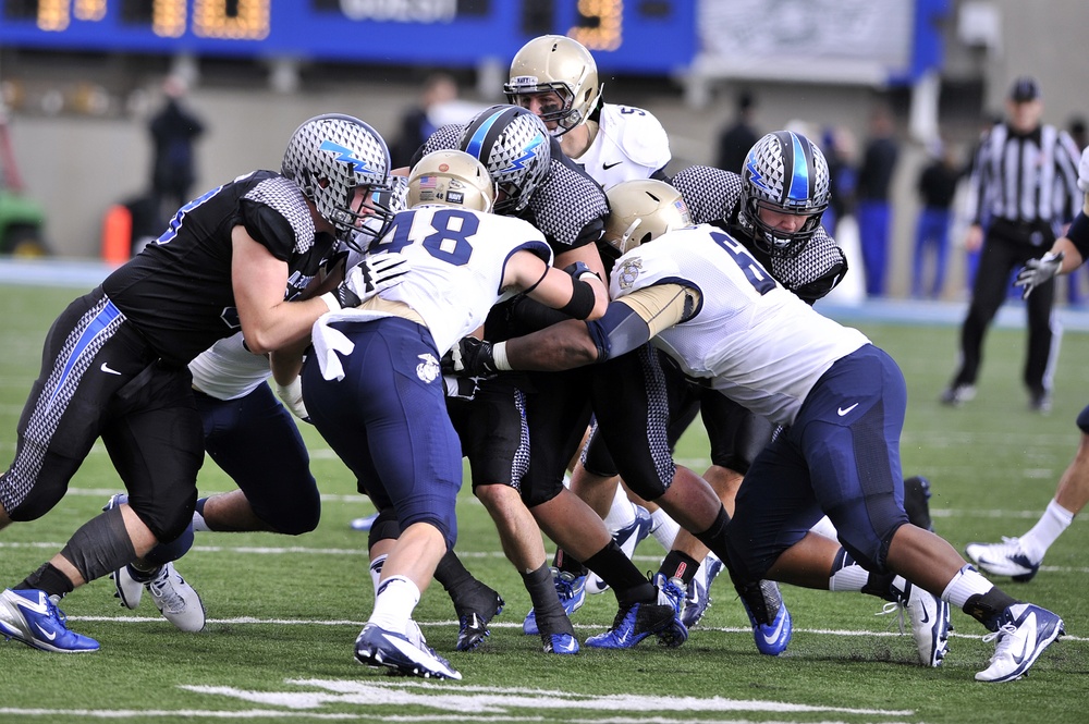 DVIDS Images Air Force vs. Navy football [Image 10 of 21]