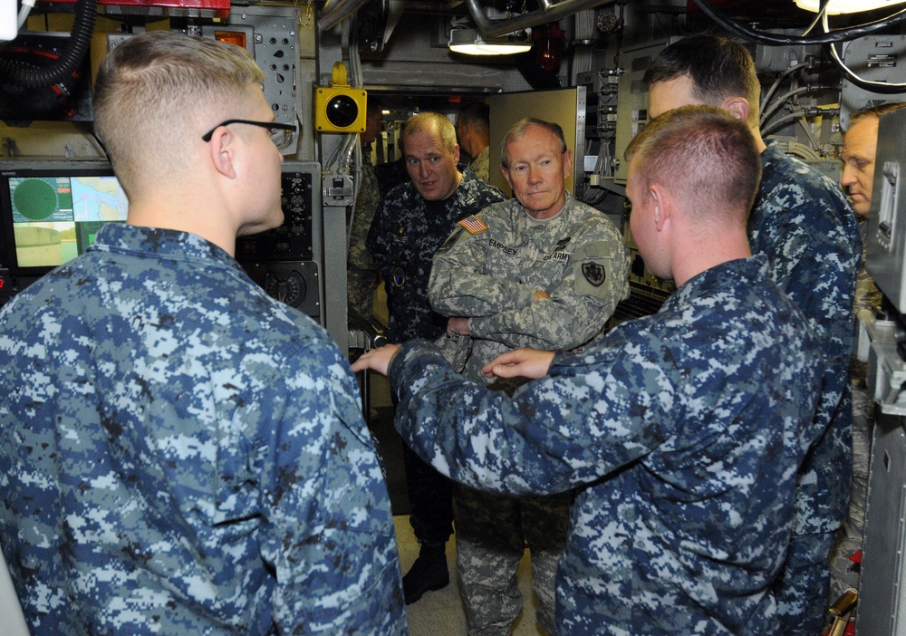 Dempsey tours USS Maine