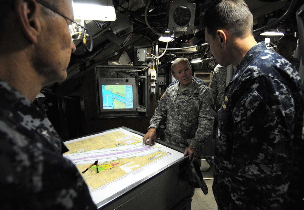 Dempsey tours USS Maine