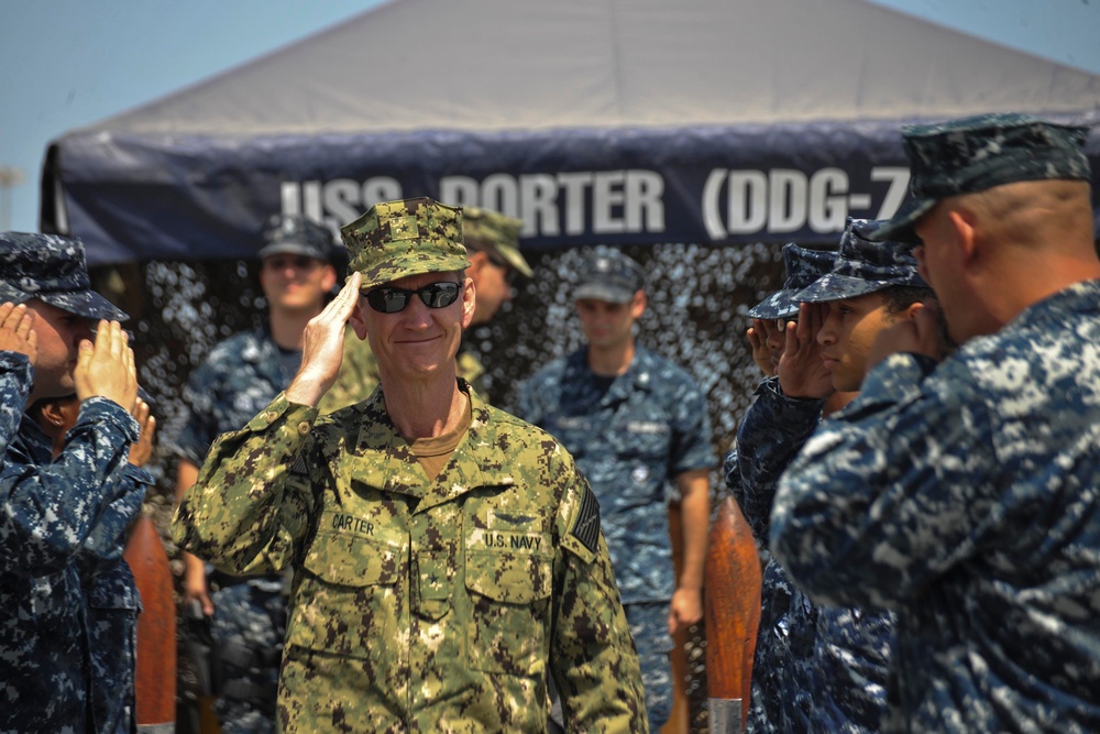 Vice admiral speaks to USS Porter crew in Bahrain