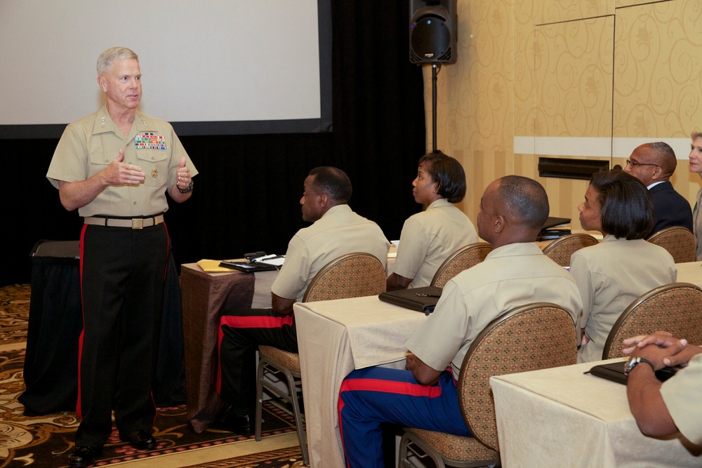 Gen. Amos attends New Orleans conference