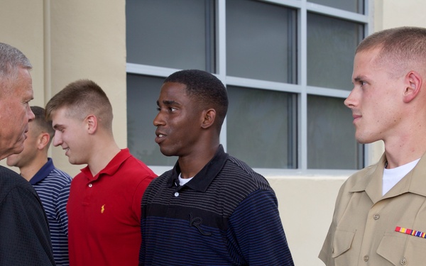 Gen. Amos attends New Orleans conference