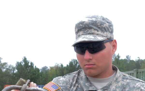 364th QM Company provide support for sling load