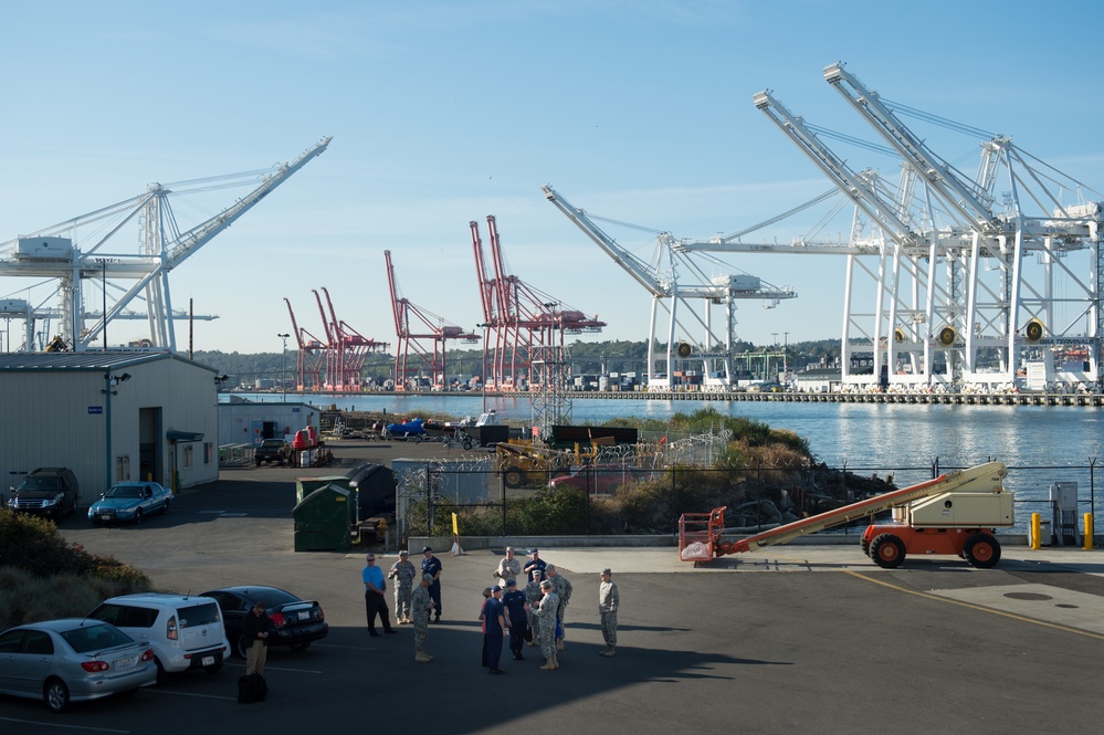 Dempsey visits Seattle