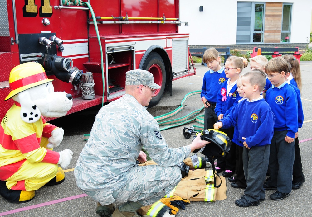 RAF Mildenhall firefighters visit local school during Fire Prevention Month