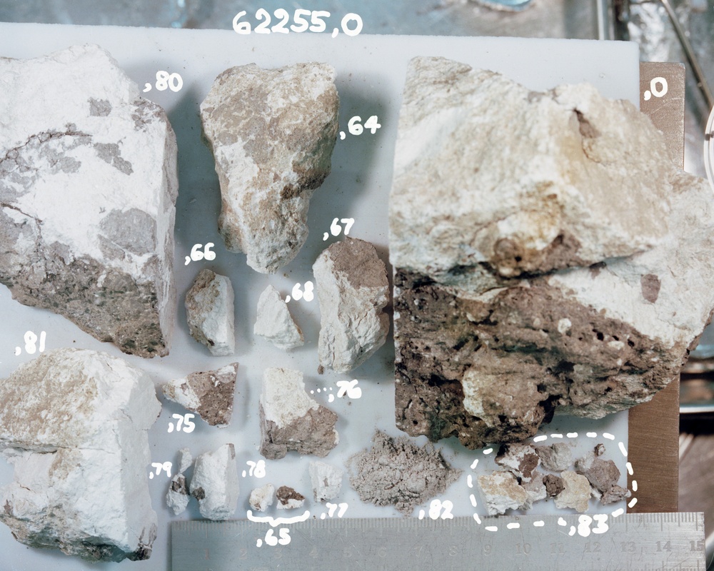 LUNAR SAMPLES- APOLLO 16 - 62255 FRAGMENTS