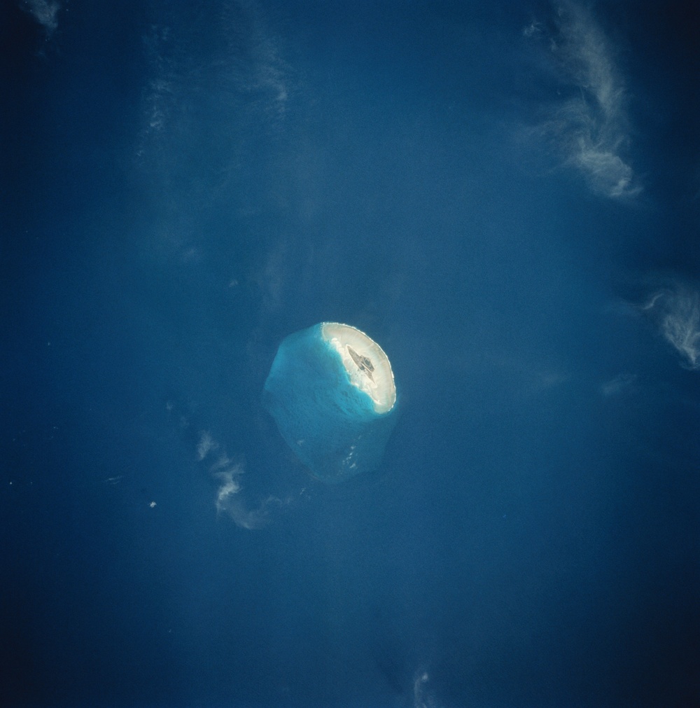 Earth observations taken during the STS-69 mission